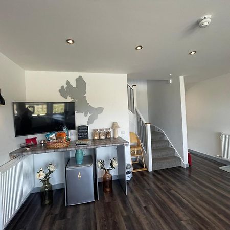 The Bridge Self Catering Βίλα Kilmaluag Εξωτερικό φωτογραφία
